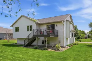 729 Hidden Ln, New Richmond, WI 54017 - Photo 15