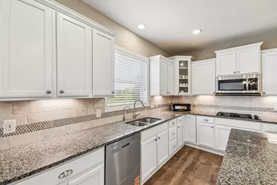 9277 67th Street S, Cottage Grove, MN 55016 - Photo 11