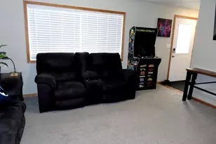 720 St Paul Ave S, Thief River Falls, MN 56701 - Photo 3