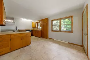311 7th St E, Northfield, MN 55057 - Photo 17