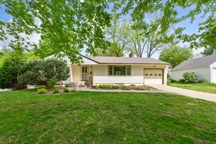 311 7th St E, Northfield, MN 55057 - Photo 1