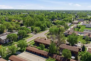 2011 Park Blvd S, Fargo,  58103 - Photo 49