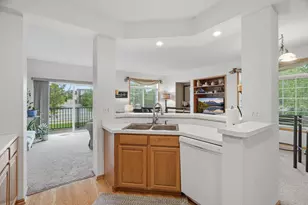 2111 Eagle Trace Ln, Woodbury, MN 55129 - Photo 21
