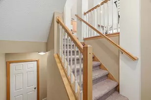 2111 Eagle Trace Ln, Woodbury, MN 55129 - Photo 7