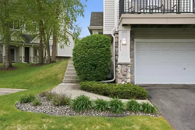 2111 Eagle Trace Lane, Woodbury, MN 55129 - Photo 3
