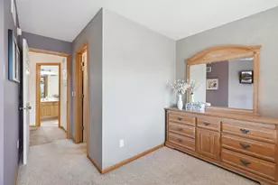 2111 Eagle Trace Ln, Woodbury, MN 55129 - Photo 29