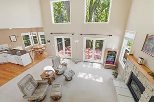 1084 Tamberwood Ct, Woodbury, MN 55125 - Photo 9