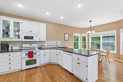 1084 Tamberwood Court, Woodbury, MN 55125 - Photo 11