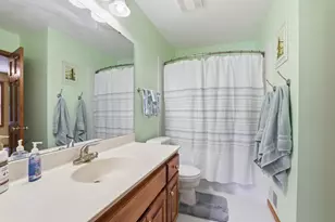 1084 Tamberwood Ct, Woodbury, MN 55125 - Photo 25