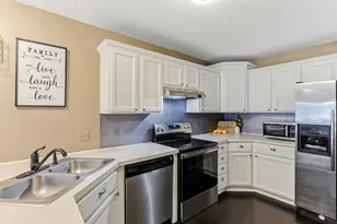 3601 Genevieve Ave N, Oakdale, MN 55128 - Photo 13