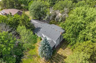 5352 Eagle Creek Blvd, Shakopee, MN 55379 - Photo 27