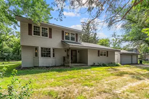 5352 Eagle Creek Blvd, Shakopee, MN 55379 - Photo 11