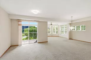 2550 38th Ave NE, Saint Paul, MN 55421 - Photo 9