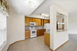 2550 38th Ave NE, Saint Paul, MN 55421 - Photo 13