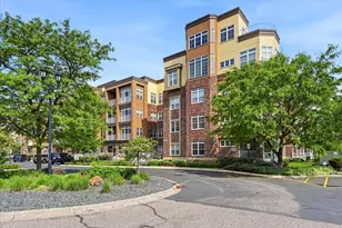 2550 38th Ave NE, Saint Paul, MN 55421 - Photo 1
