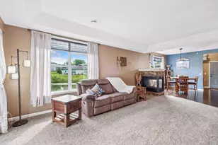 1106 Lorraine Ct, Carver, MN 55315 - Photo 5