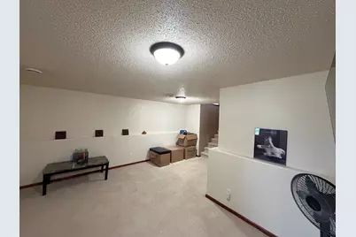 4294 Auburn Avenue S, Fargo, ND 58104 - Photo 9
