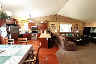 4294 Auburn Ave S, Fargo, ND 58104 - Photo 3