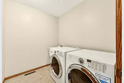 2350 Ponderosa Drive SW, Rochester, MN 55902 - Photo 27