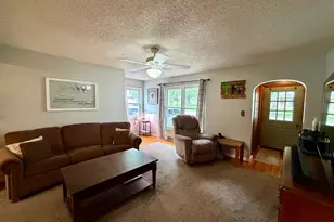 317 W Lincoln St, Luverne, MN 56156 - Photo 5