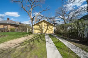 424 6th Ave W, Alexandria, MN 56308 - Photo 11