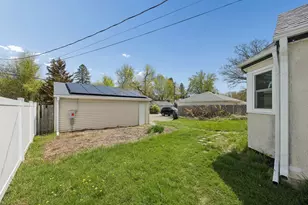1652 Atlantic St, Saint Paul, MN 55106 - Photo 21