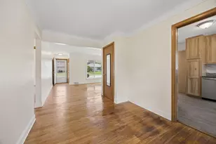 1652 Atlantic St, Saint Paul, MN 55106 - Photo 7