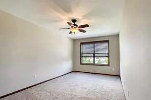 9496 Declaration Dr, Chanhassen, MN 55317 - Photo 13