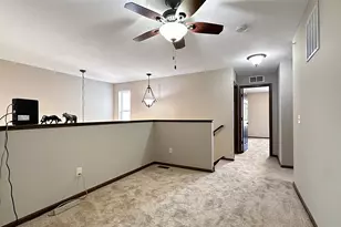 9496 Declaration Dr, Chanhassen, MN 55317 - Photo 9