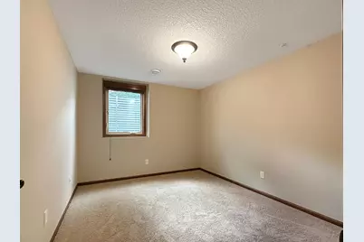 9496 Declaration Drive, Chanhassen, MN 55317 - Photo 15