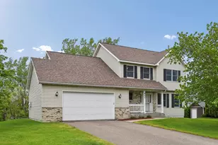 421 Durango Dr, Roberts, WI 54023 - Photo 1