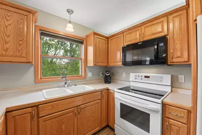 421 Durango Drive, Roberts, WI 54023 - Photo 9