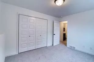 6727 Selkirk Dr S, Fargo, ND 58104 - Photo 33