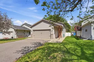 720 31st Ave N, Saint Cloud, MN 56303 - Photo 1