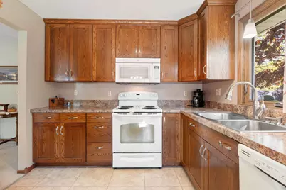 655 20th Street NE, Owatonna, MN 55060 - Photo 11