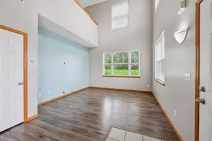 820 Princeton Ave, Shakopee, MN 55379 - Photo 5