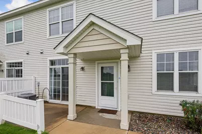 820 Princeton Avenue, Shakopee, MN 55379 - Photo 3