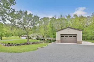979 First St, Taylors Falls, MN 55084 - Photo 3