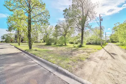 221 Dakota Avenue SE, Staples, MN 56479 - Photo 5