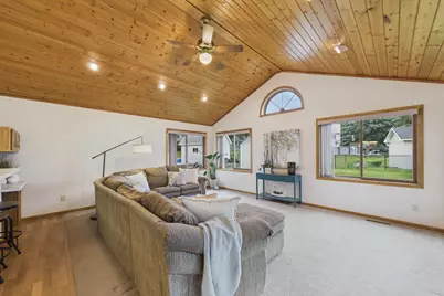 9176 Sierra Road, Woodbury, MN 55125 - Photo 3