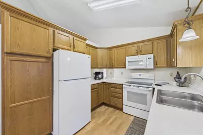 9176 Sierra Road, Woodbury, MN 55125 - Photo 9