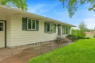 1801 11th Ave S, Saint Cloud, MN 56301 - Photo 3