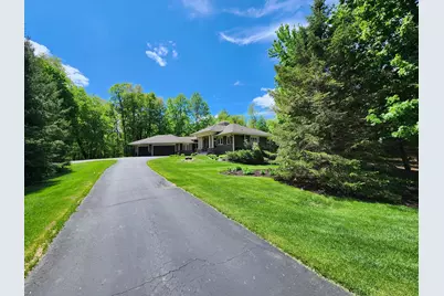 1415 Thelen Farm Trail, Houlton, WI 54082 - Photo 3