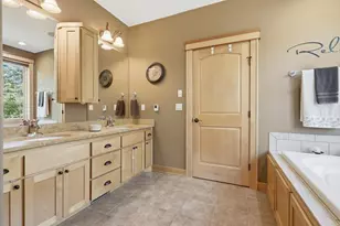 1415 Thelen Farm Trail, Houlton, WI 54082 - Photo 13