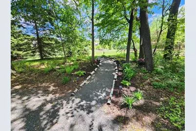 1415 Thelen Farm Trail, Houlton, WI 54082 - Photo 7