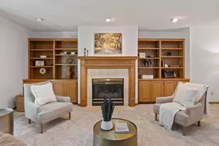 12827 Dover Ct, Apple Valley, MN 55124 - Photo 3