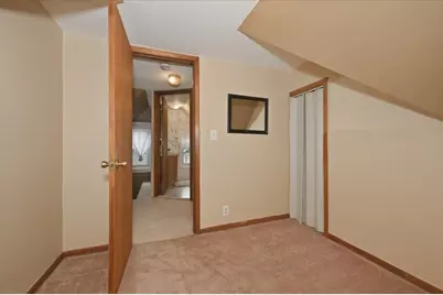 216 N 38th Avenue W, Duluth, MN 55807 - Photo 17