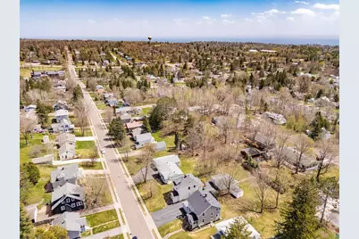 244 W Faribault Street, Duluth, MN 55803 - Photo 39