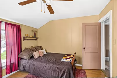 244 W Faribault Street, Duluth, MN 55803 - Photo 23