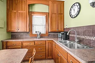 244 W Faribault St, Duluth, MN 55803 - Photo 7